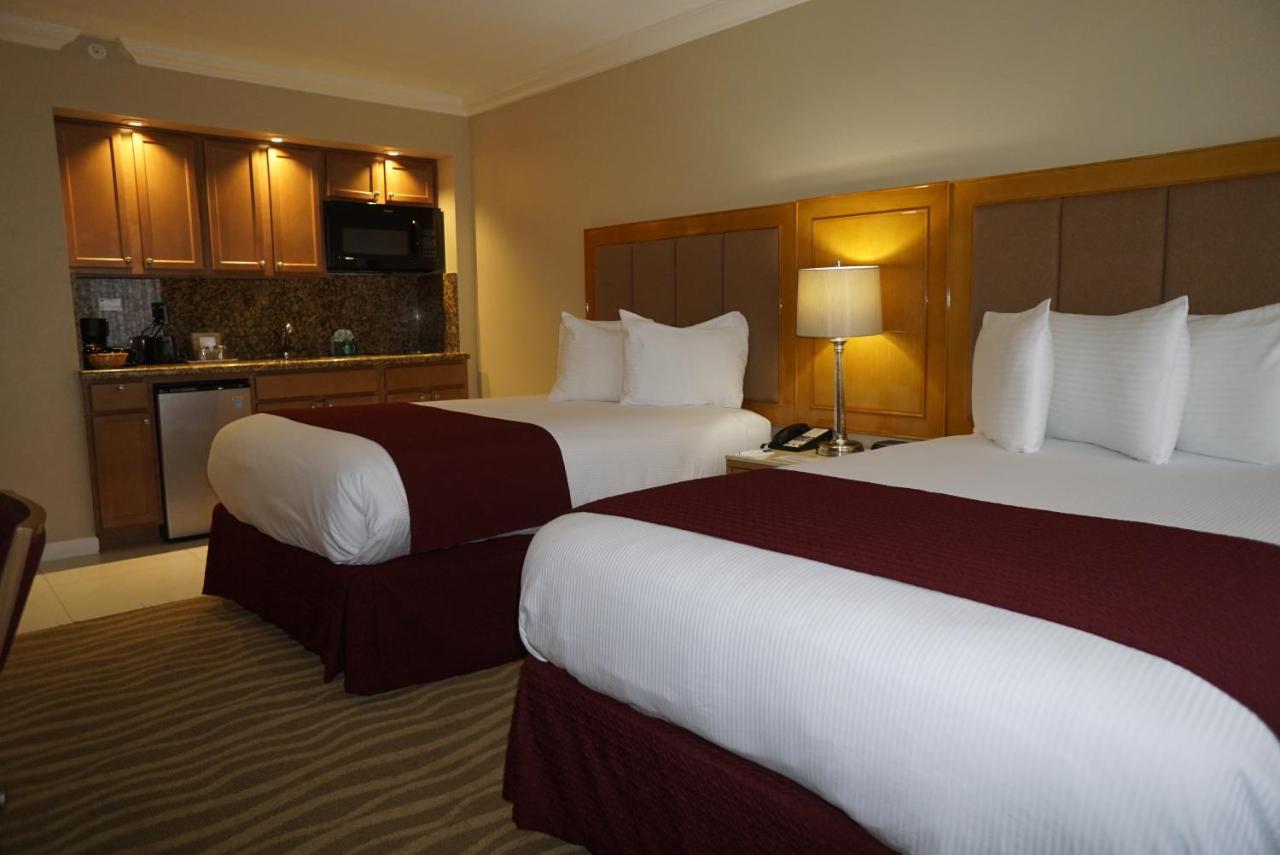 Ocean Sky Hotel & Resort Fort Lauderdale Zimmer foto