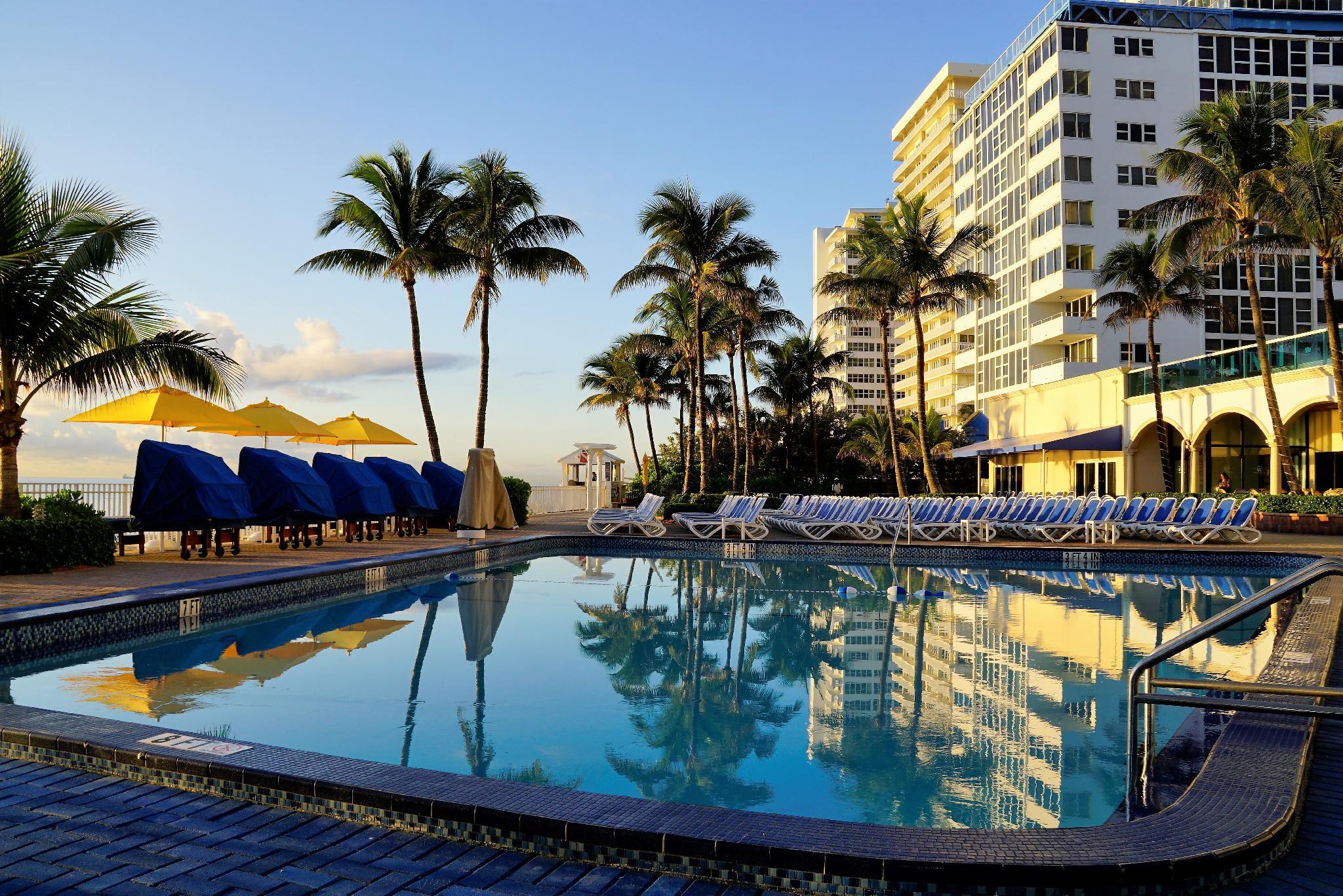 Ocean Sky Hotel & Resort Fort Lauderdale Exterior foto