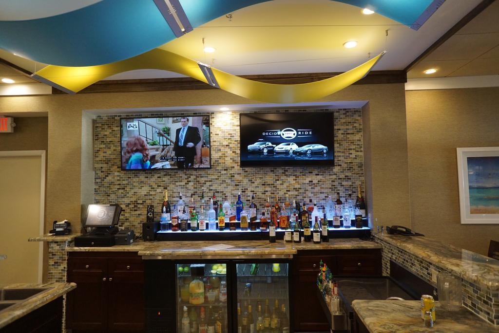 Ocean Sky Hotel & Resort Fort Lauderdale Exterior foto